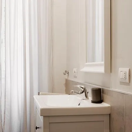 Stylish Milanese - Via Cirillo Apartmán *
